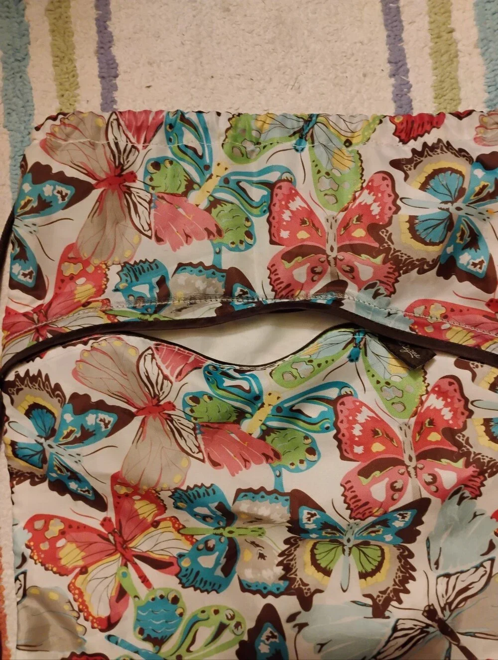 Thirty-One drawstring bag with pocket butterflies